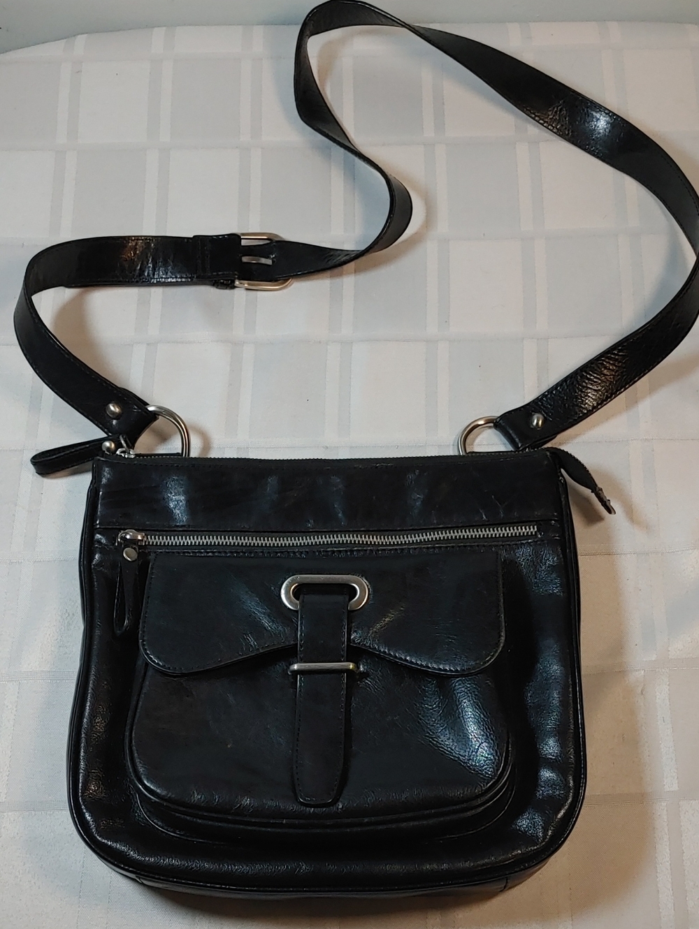 Danier Black Leather Crossbody Purse with Front Buckle Pocket